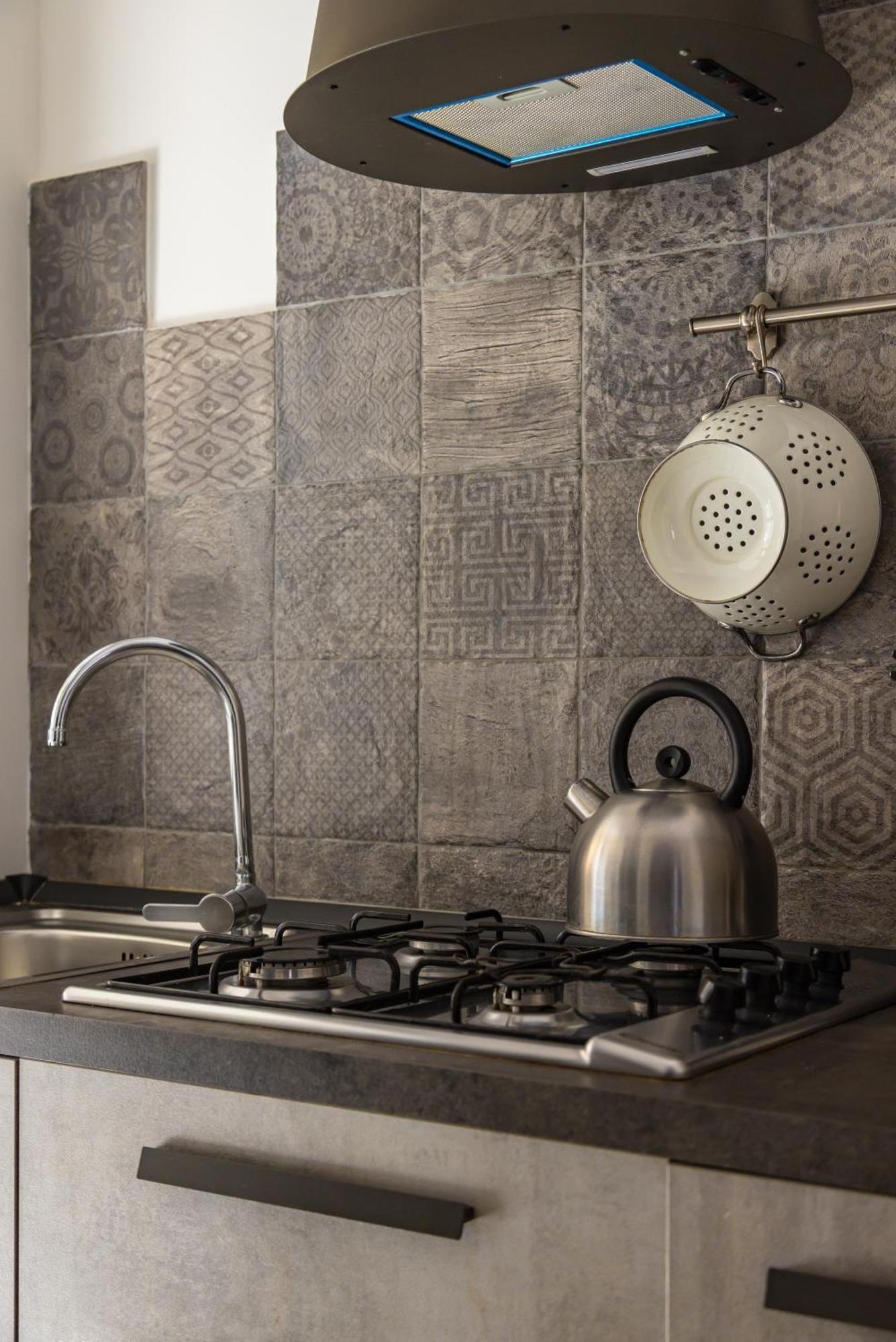 Palazzo Mormando - Modern Apartment نابولي المظهر الخارجي الصورة