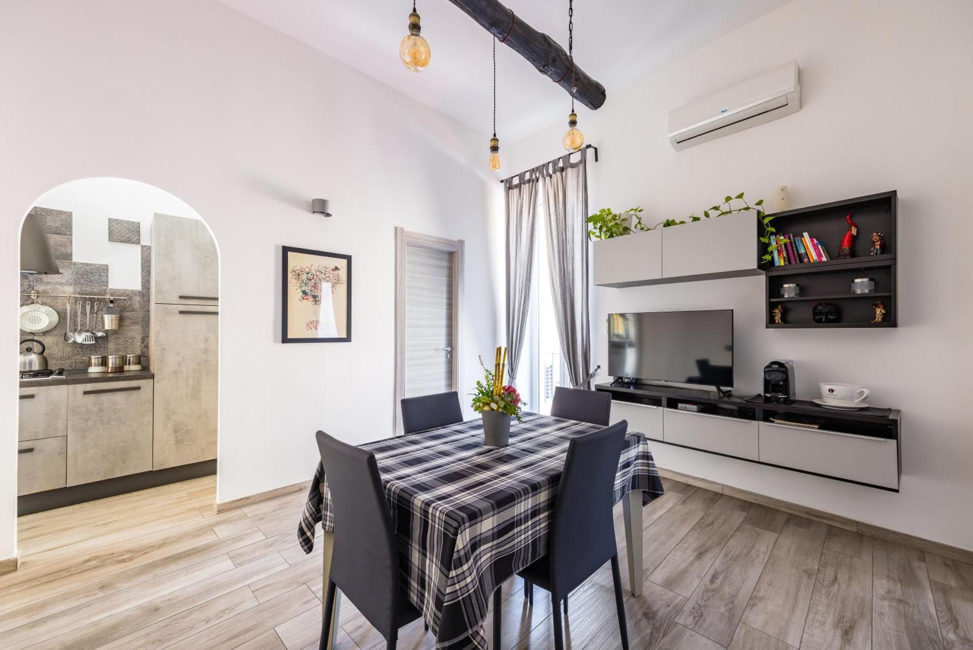 Palazzo Mormando - Modern Apartment نابولي المظهر الخارجي الصورة