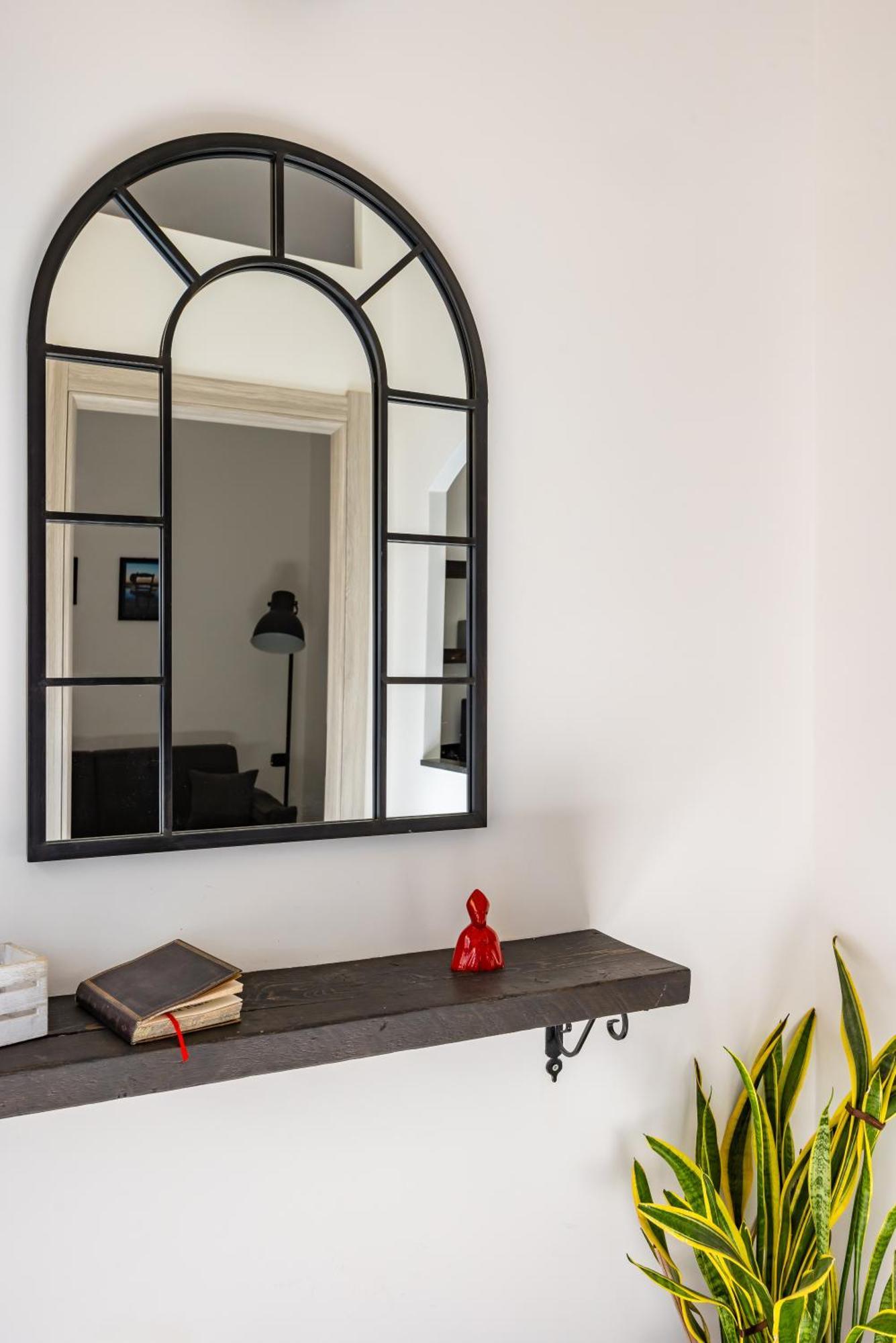 Palazzo Mormando - Modern Apartment نابولي المظهر الخارجي الصورة
