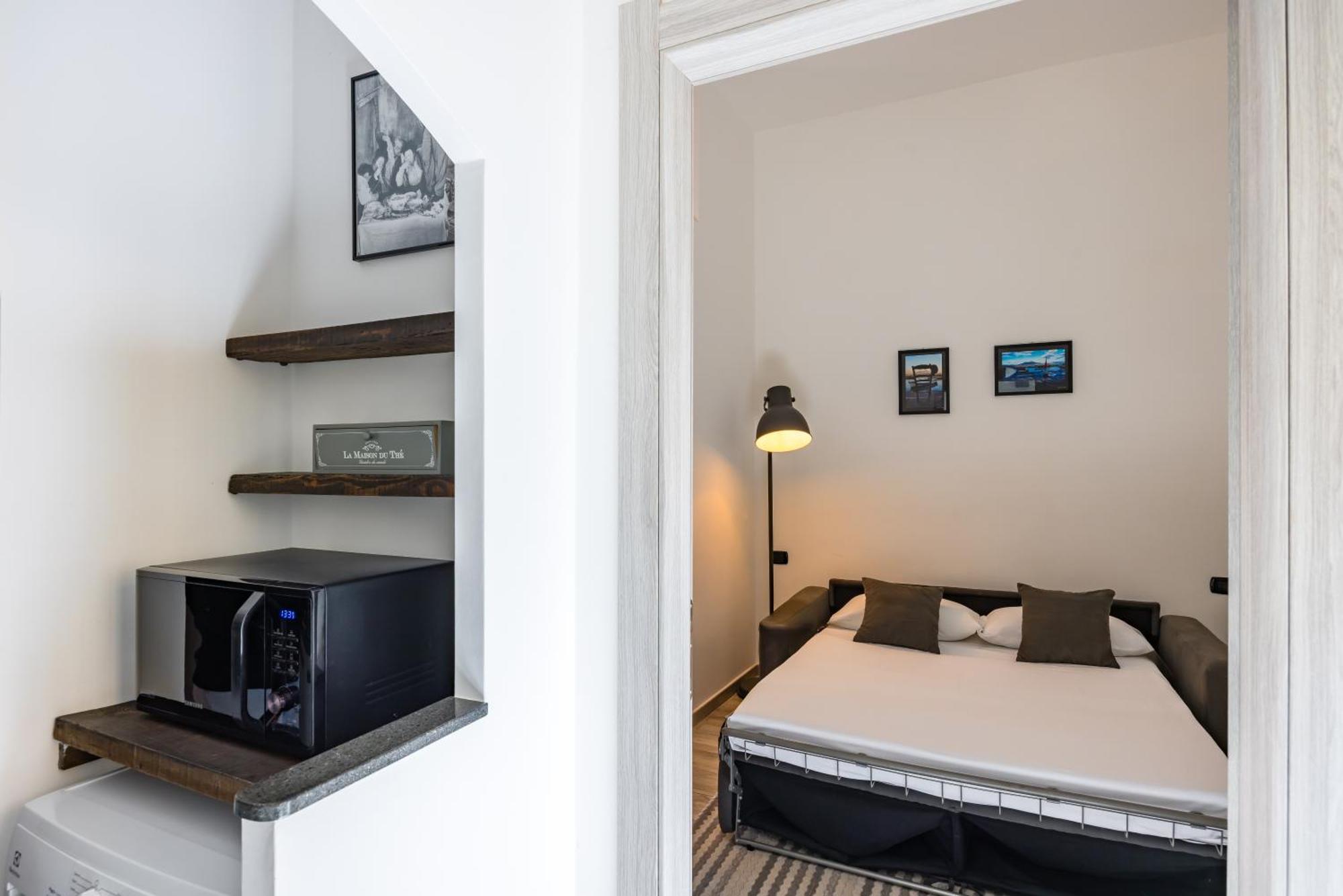 Palazzo Mormando - Modern Apartment نابولي المظهر الخارجي الصورة