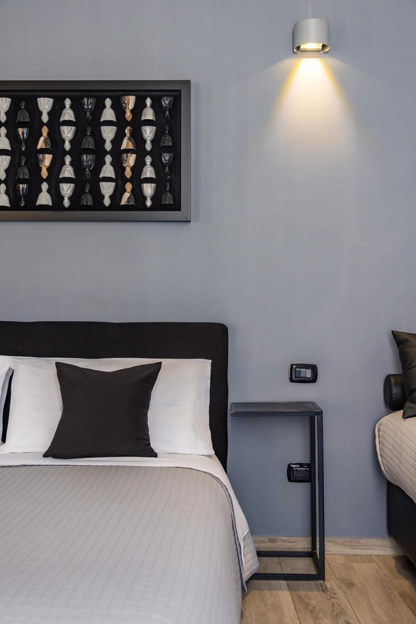 Palazzo Mormando - Modern Apartment نابولي المظهر الخارجي الصورة